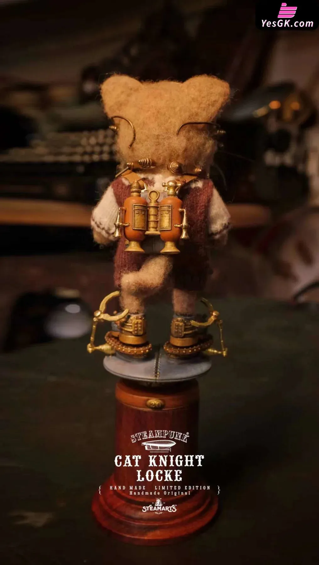 Original Cat Knight Locke Resin Statue - SteamArts Studio [Pre-Order]